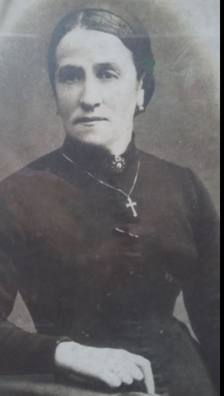 DocPictures/Anne_Marie_Soubie_mere_e_Joseph_carles.jpg