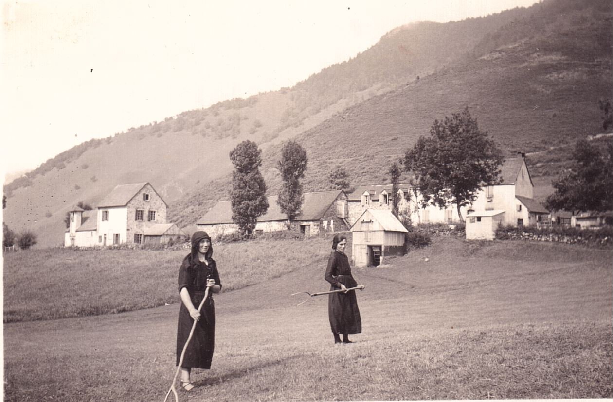 DocPictures/Fenaison_a_Lhers_1.jpg