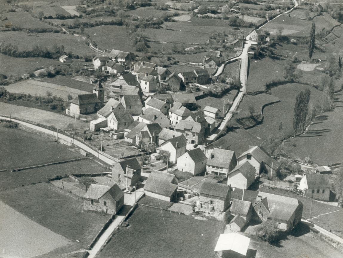 DocPictures/athas_1970.jpg