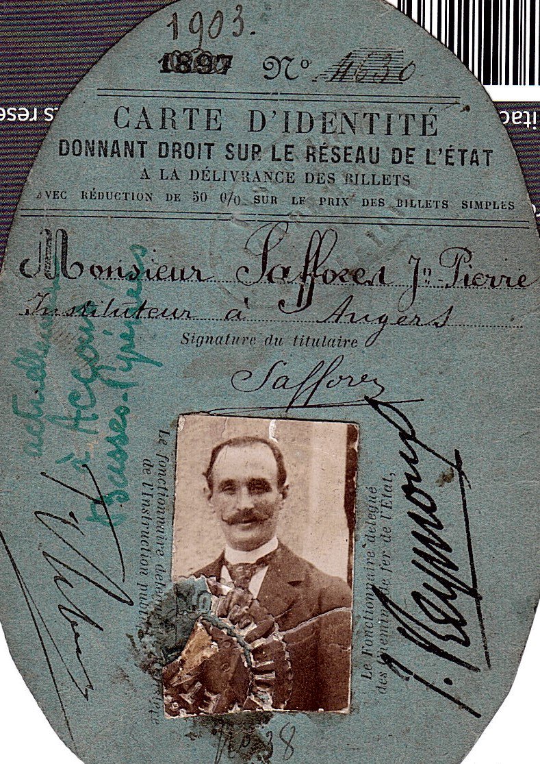 DocPictures/carte_identite_pierre_saffores.JPG